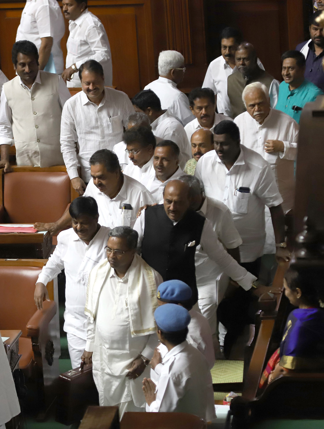 ಪ್ರಾಥಮಿಕ ಮತ್ತು ಪ್ರೌಢ ಶಿಕ್ಷಣ ಇಲಾಖೆ: 100 ಶಾಲೆಗಳಿಗೆ ಪಾರಂಪಾರಿಕ ಶಾಲೆ ಬಿರುದು